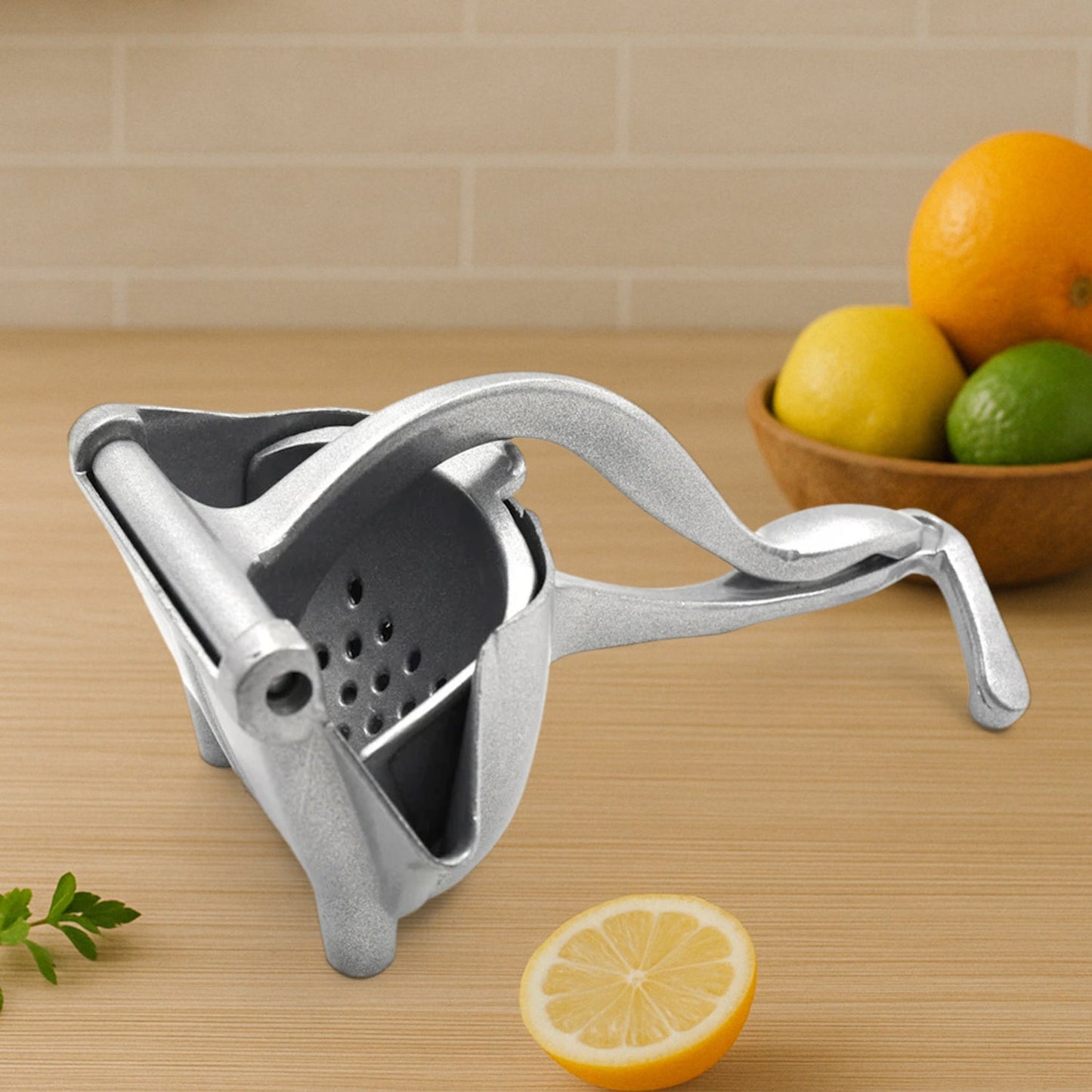 MANUAL ALUMINIUM METAL FRUIT PRESS JUICER ( BROWN BOX )