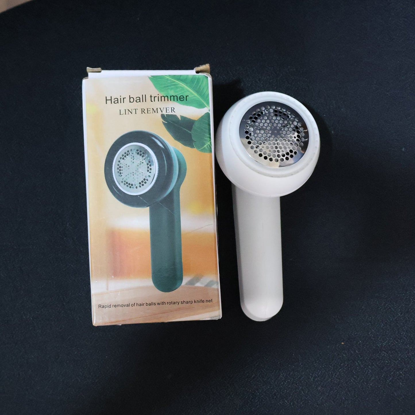 Rechargeable fabric shaver USB