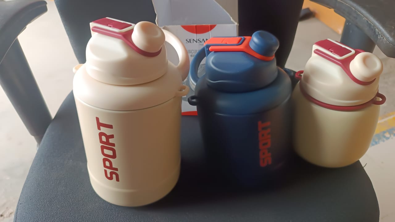 Sports Vacuum Bottle with Shoulder Strap 1 Pc Stylish Mix Design & Size