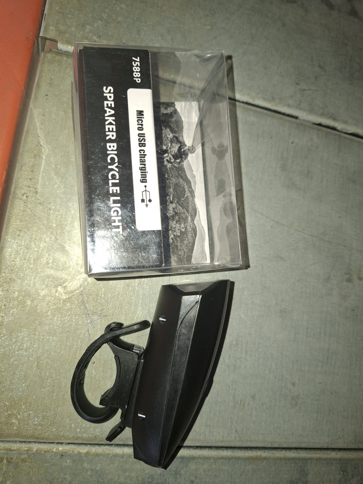 Bicycle LED Light Work On Battery (Speaker Not Included)