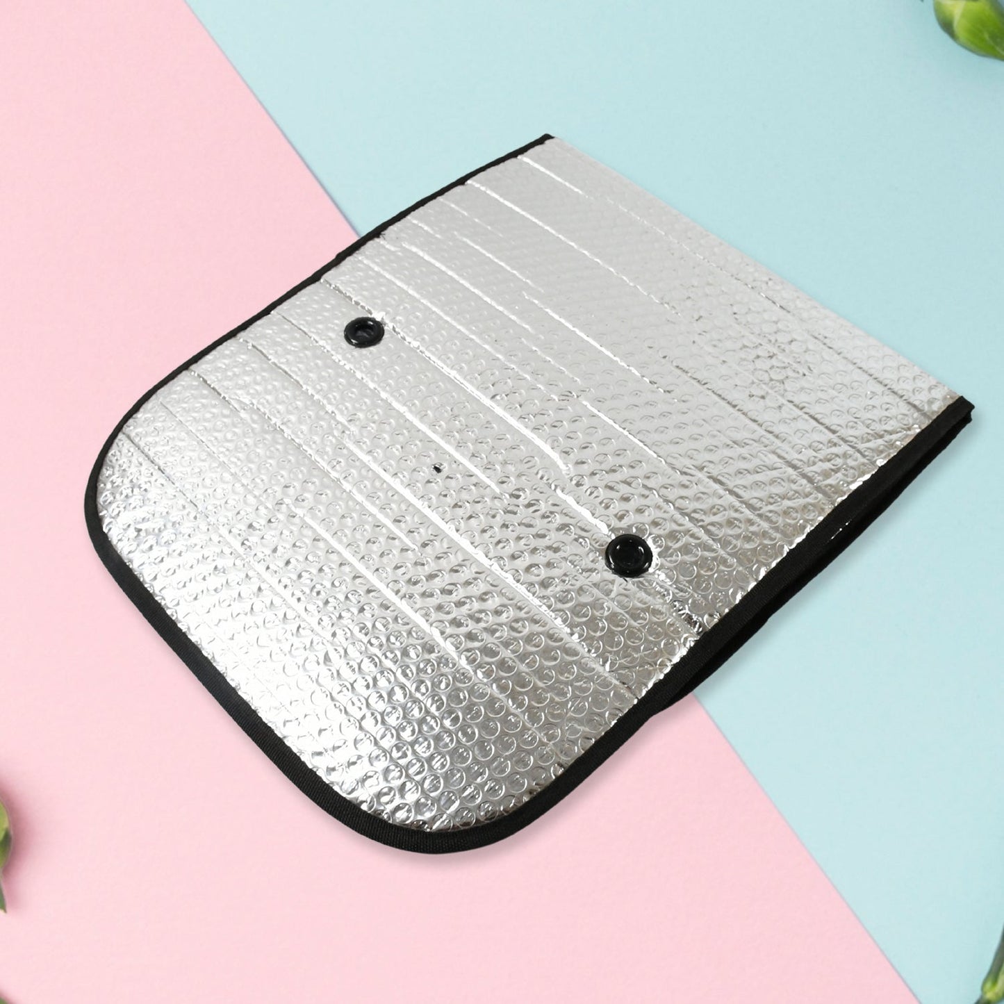 Car Windshield Sun Shade, Blocks UV Rays Sun Visor Protector, Keeps Your Vehicle Cool Sunshade for Cars, SUVs, Trucks, and Vans (107×45 Cm)