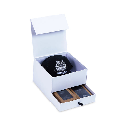 Men’s WWF Themed Gift Box